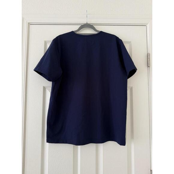 FIGS Catarina Scrub Top - Picture 2 of 3